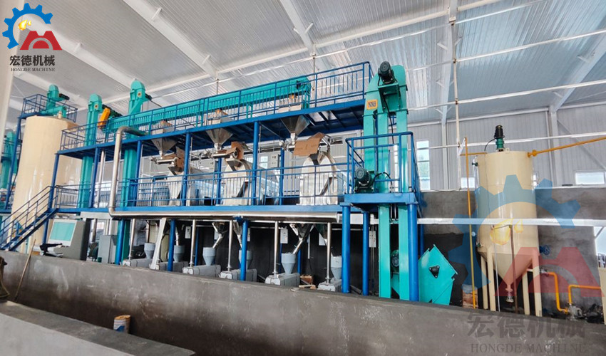 宏德榨油生產(chǎn)線安裝現(xiàn)場(chǎng)